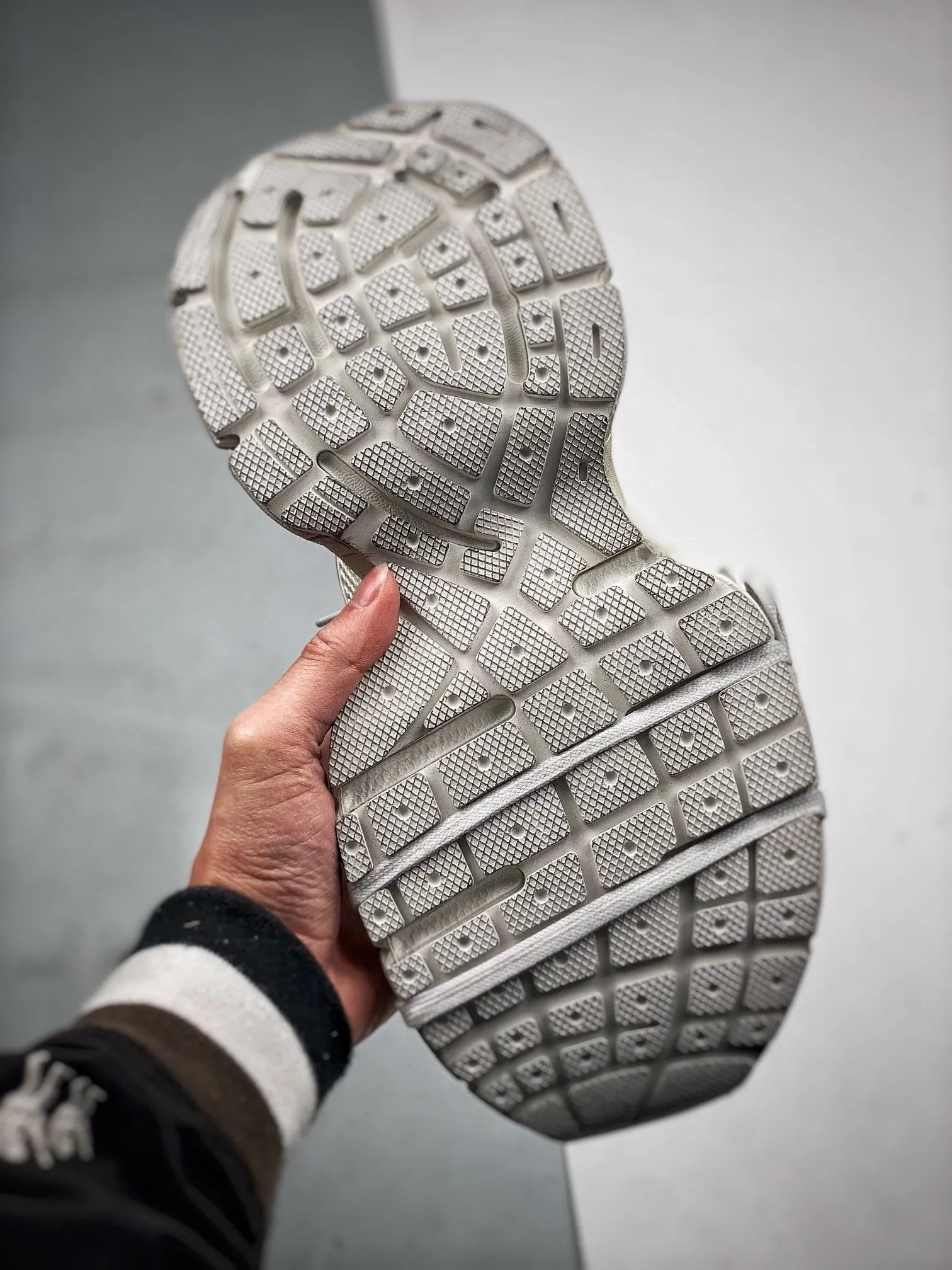 BAL Women's 3XL Sneakers in Light Beige Mesh and Polyurethane-197